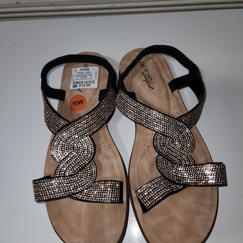 Annie Comforts beautiful sandal